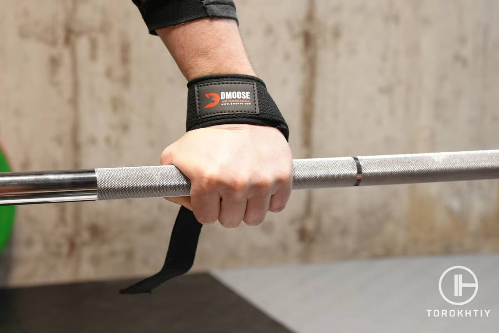 DMoose Lifting Straps in use