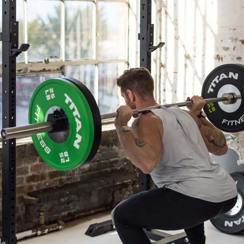 Titan Fitness Olympische Langhantelstange in use