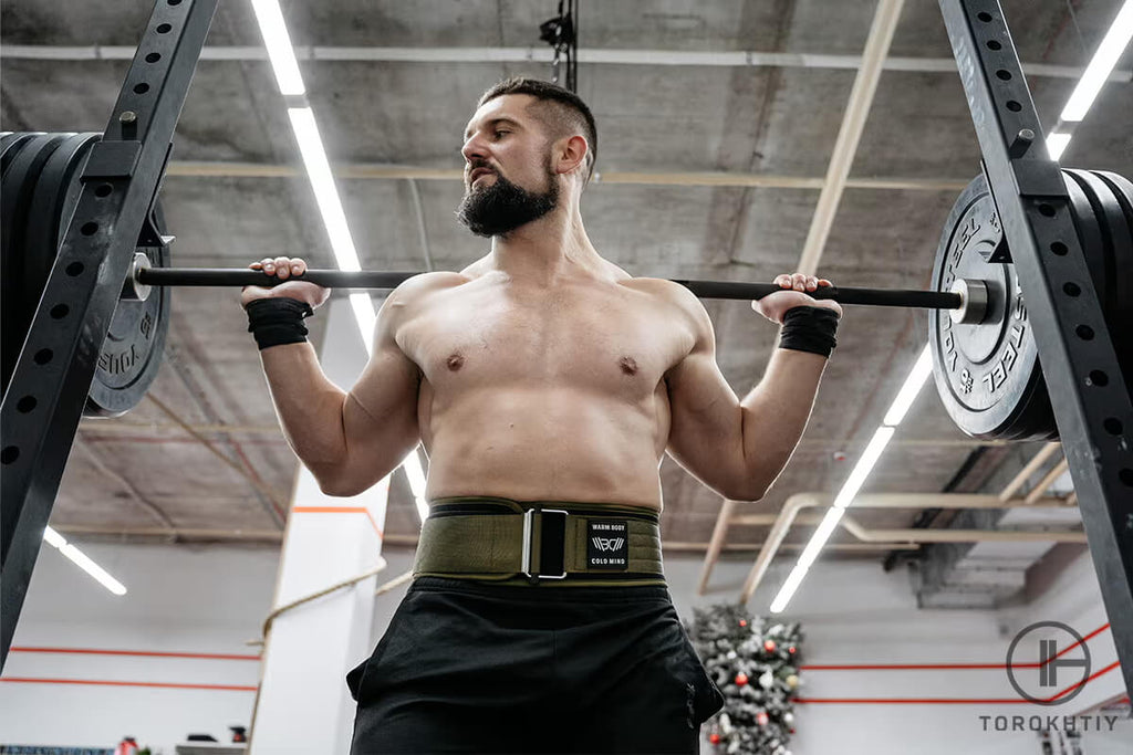 Man Doing Squats With WBCM Weightlifting Belt