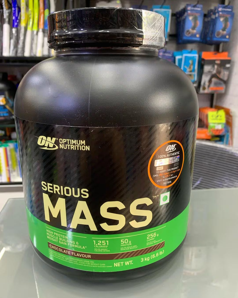 Optimum Nutrition Serious Mass in use
