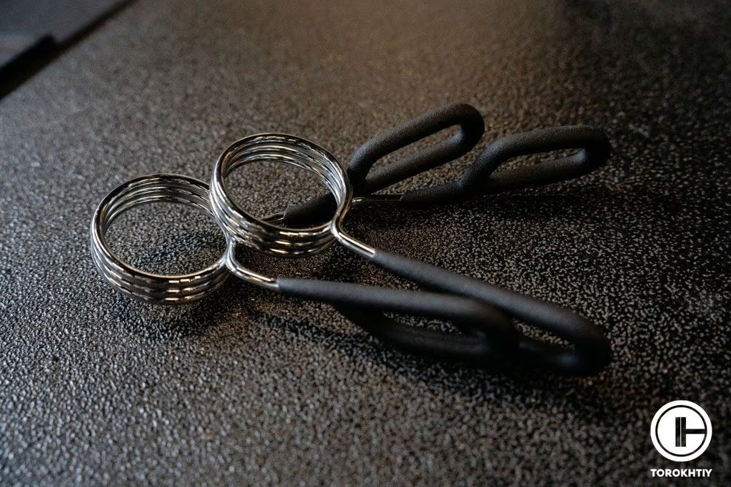 Marcy Weightlifting Spring Clip Collars in use