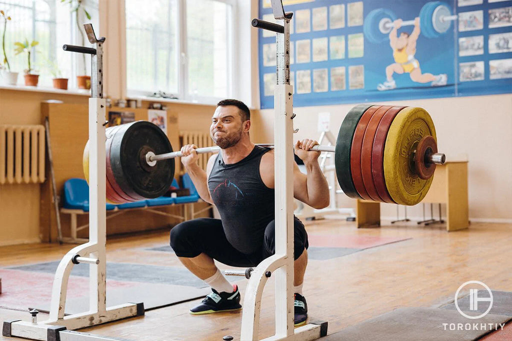 Oleksiy Torokhtiy lifts heavy weights