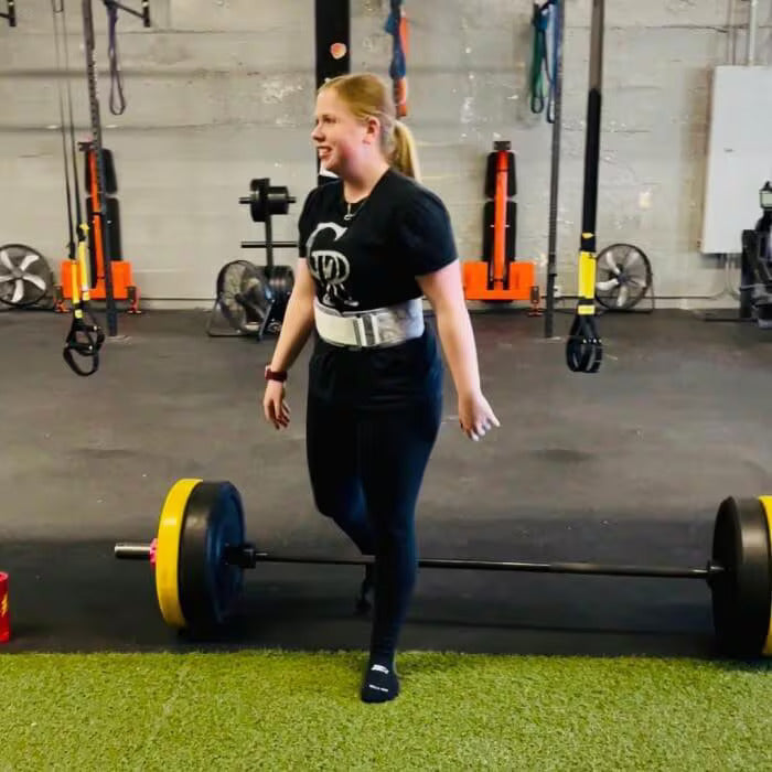 2POOD 3” Petite Bling Rose Gold Weightlifting Belt in use