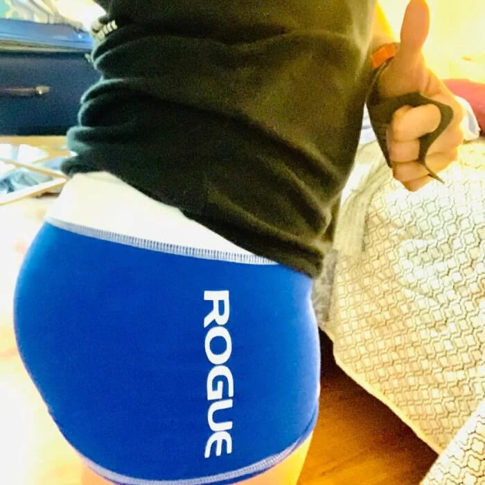 Shorts Rogue Booty Femme in use